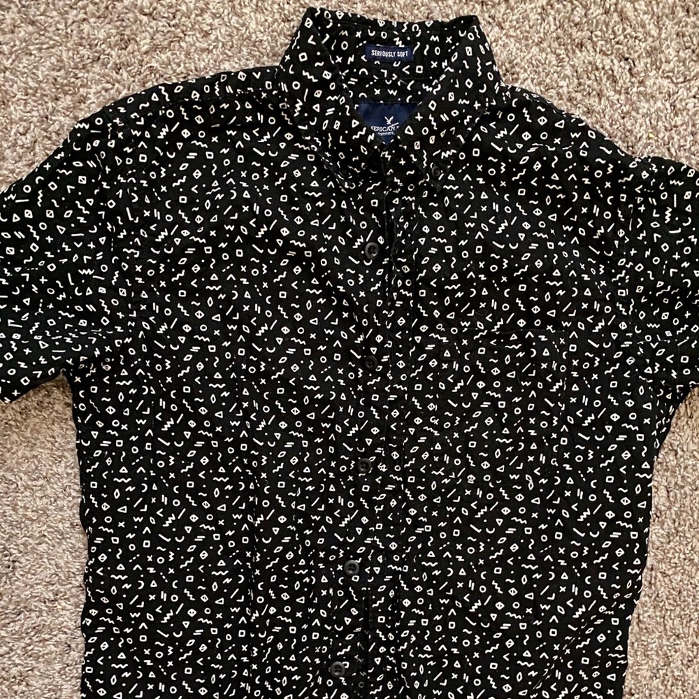 American Eagle Outfitters Button Down short sleeve